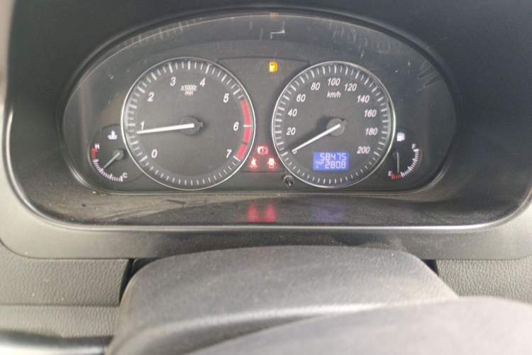 Used HYOSOW H2 2016 H2E 1.5L Elite Model BJ415B Odometer Close Up