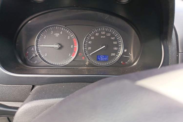 Used HYOSOW H2 2016 H2E 1.5L Elite Model BJ415B Odometer Close Up