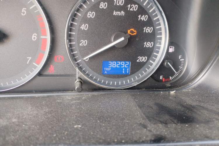 Used HYOSOW H2 2016 H2E 1.5L Fashion Model BJ415B Odometer Close Up