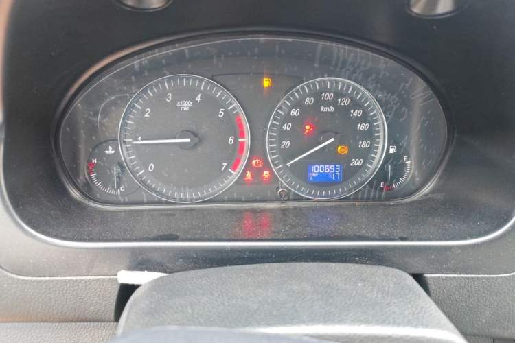 Used HYOSOW H2 2016 H2E 1.5L Classic Model BJ415A Odometer Close Up
