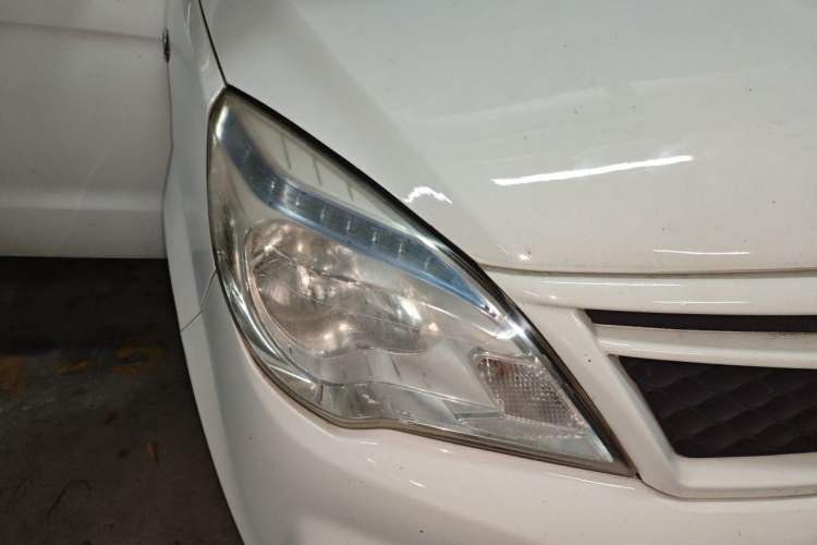 Used HYOSOW H2 2016 H2E 1.5L Elite Model BJ415B Right Front Headlight