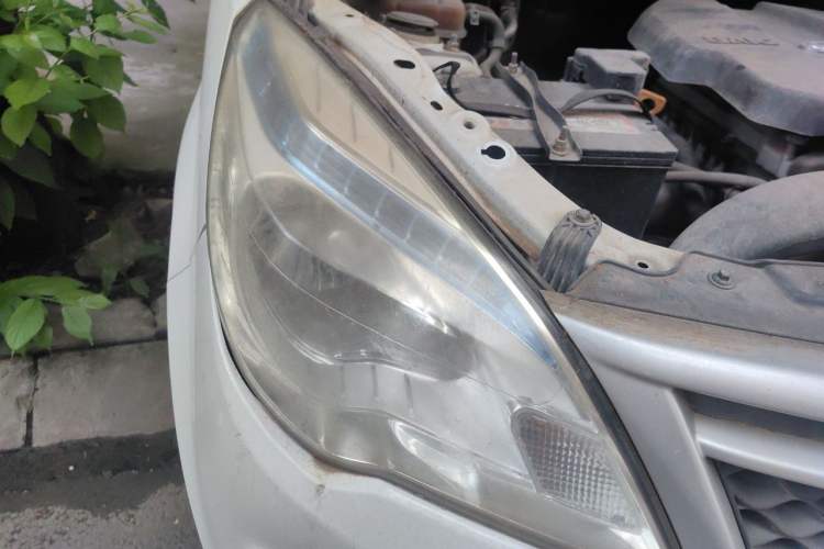 Used HYOSOW H2 2016 H2E 1.5L Elite Model BJ415B Right Front Headlight