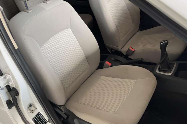 Used HYOSOW H2 2016 H2E 1.5L Classic Model BJ415A Right Front Seat