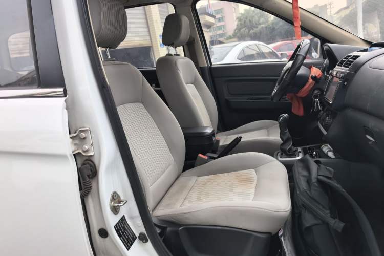 Used HYOSOW H2 2016 H2E 1.5L Elite Model BJ415B Right Front Seat