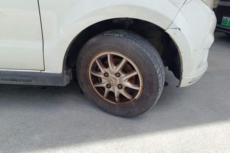 Used HYOSOW H2 2016 H2E 1.5L Elite Model BJ415B Right Front Wheel Hub