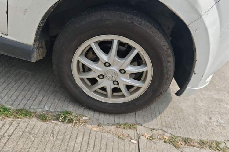 Used HYOSOW H2 2016 H2E 1.5L Elite Model BJ415B Right Front Wheel Hub