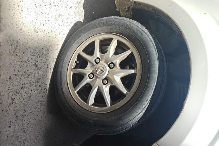 Used HYOSOW H2 2016 H2E 1.5L Elite Model BJ415B Right Front Wheel Hub