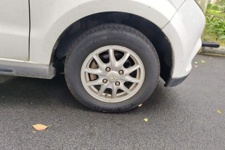 Used HYOSOW H2 2016 H2E 1.5L Elite Model BJ415B Right Front Wheel Hub