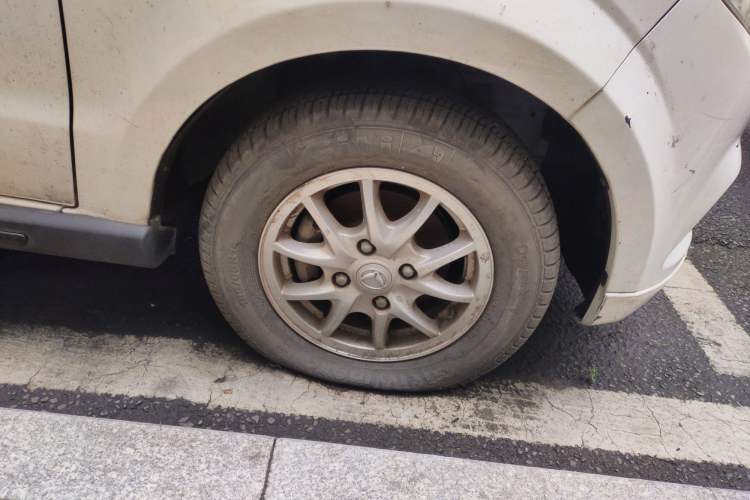 Used HYOSOW H2 2016 H2E 1.5L Elite Model BJ415B Right Front Wheel Hub