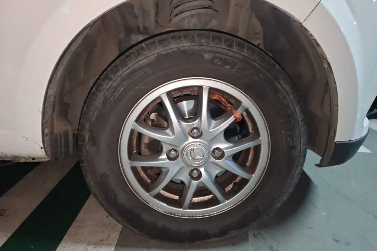 Used HYOSOW H2 2016 H2E 1.5L Fashion Model BJ415B Right Front Wheel Hub