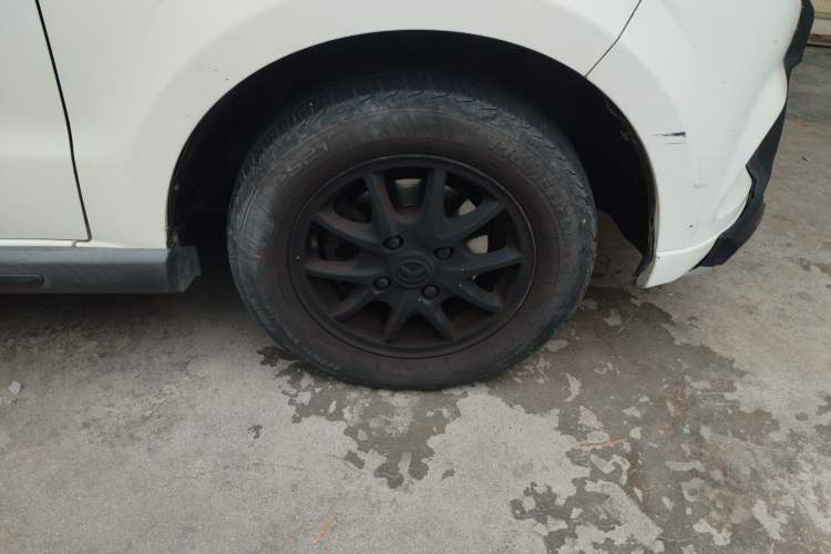 Used HYOSOW H2 2016 H2E 1.5L Elite Model BJ415B Right Front Wheel Hub