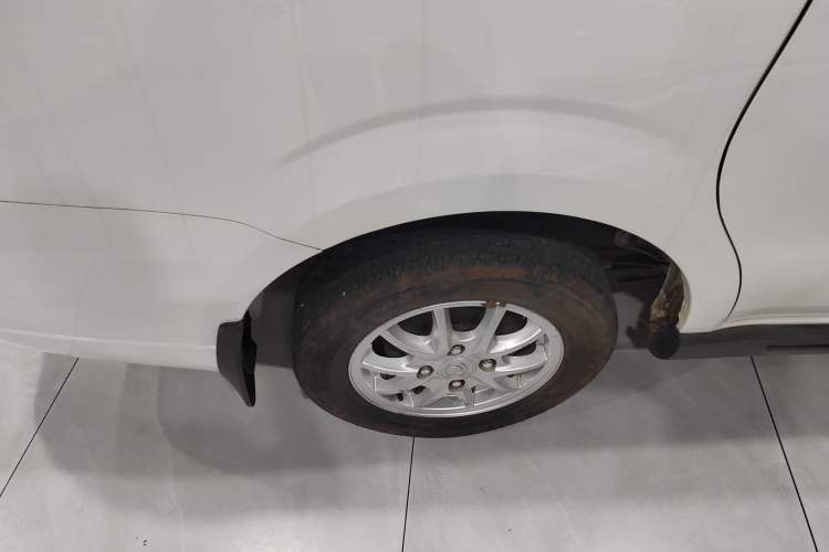 Used HYOSOW H2 2016 H2E 1.5L Elite Model BJ415B Right Rear Wheel Hub