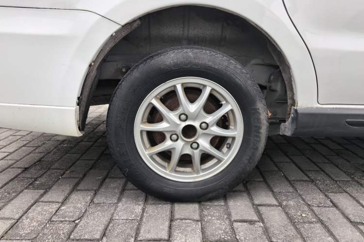 Used HYOSOW H2 2016 H2E 1.5L Elite Model BJ415B Right Rear Wheel Hub