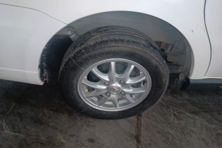 Used HYOSOW H2 2016 H2E 1.5L Elite Model BJ415B Right Rear Wheel Hub