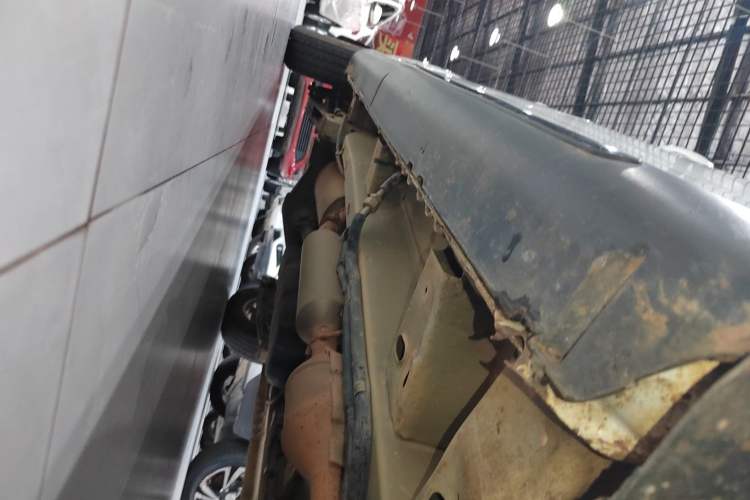 Used HYOSOW H2 2016 H2E 1.5L Elite Model BJ415B Right Side Sill