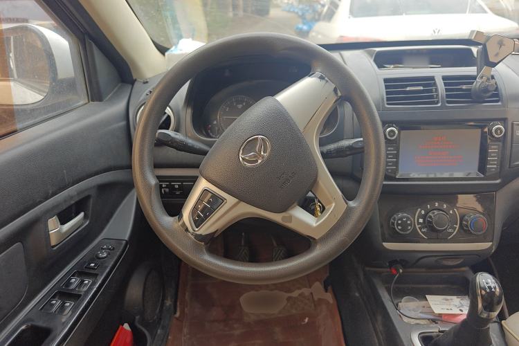 Used HYOSOW H2 2016 H2E 1.5L Fashion Model BJ415B Steering Wheel