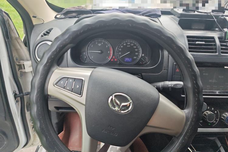 Used HYOSOW H2 2016 H2E 1.5L Elite Model BJ415B Steering Wheel