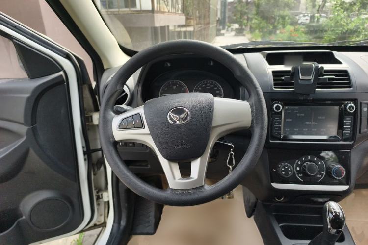 Used HYOSOW H2 2016 H2E 1.5L Elite Model BJ415B Steering Wheel