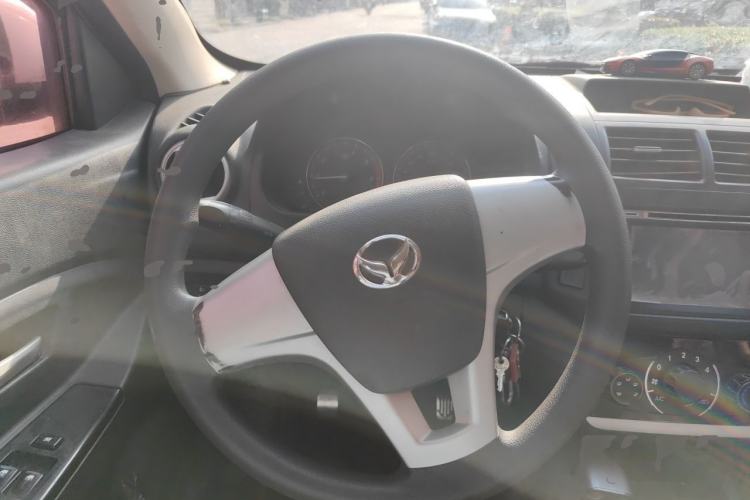 Used HYOSOW H2 2016 H2E 1.5L Fashion Model BJ415B Steering Wheel