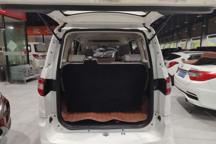 Used HYOSOW H2 2016 H2E 1.5L Elite Model BJ415B Trunk
