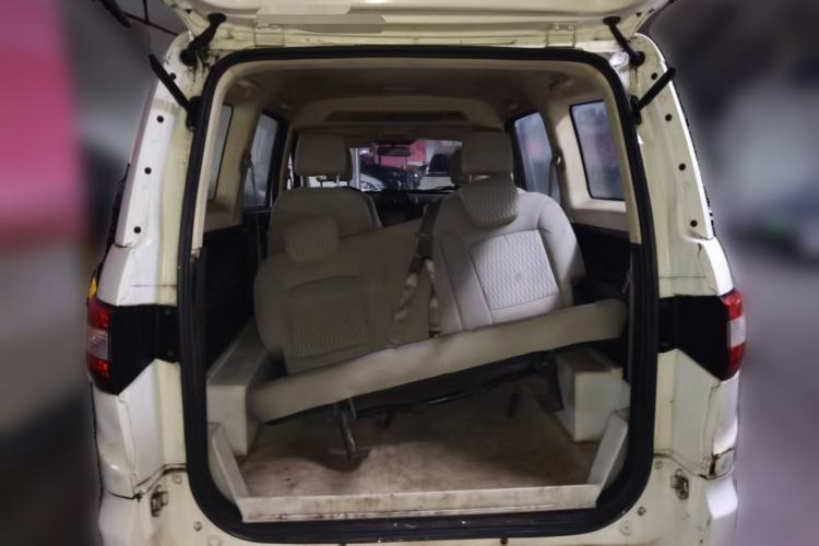 Used HYOSOW H2 2016 H2E 1.5L Elite Model BJ415B Trunk
