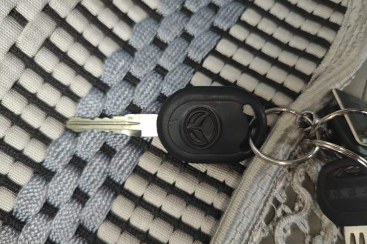Used HYOSOW H2 2016 H2E 1.5L Elite Model BJ415B Vehicle Key