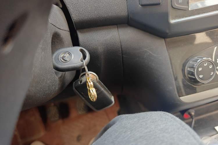 Used HYOSOW H2 2016 H2E 1.5L Fashion Model BJ415B Vehicle Key