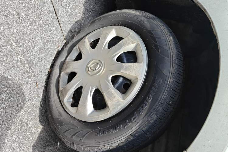Used HYOSOW H2V 2016 1.5L Standard Version BJ415A Right Front Wheel Hub