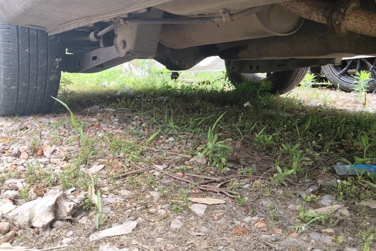 Used HYOSOW H3 2015 1.5L manual Comfort trim level Chassis Rear