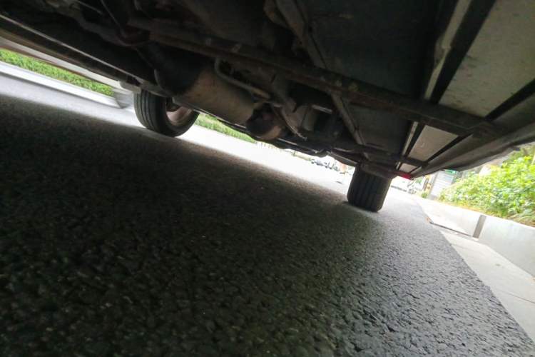 Used HYOSOW H3 2015 1.5L manual luxury version Chassis Rear Right