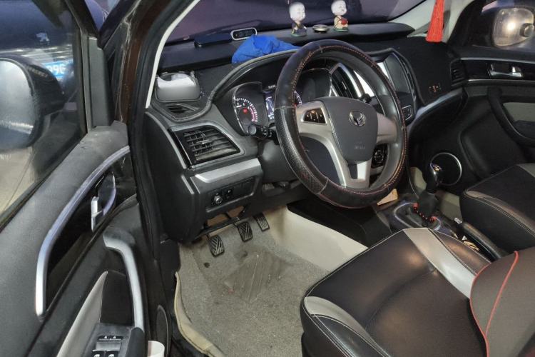 Used HYOSOW H3 2015 1.5L manual luxury version Driver Seat