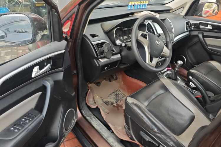 Used HYOSOW H3 2015 1.5L manual luxury version Driver Seat