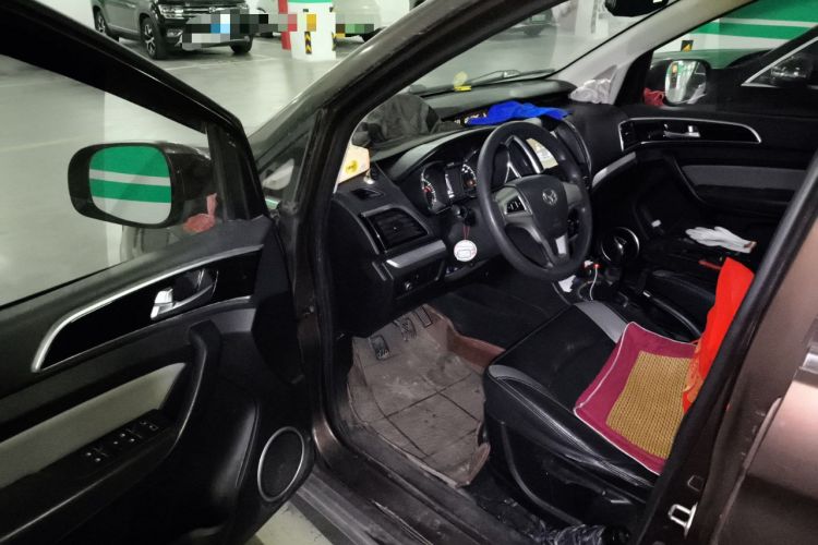 Used HYOSOW H3 2015 1.5L manual luxury version Driver Seat