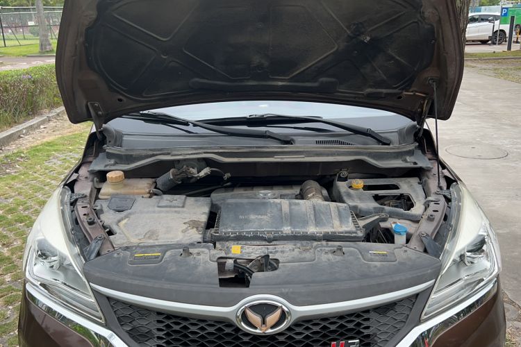 Used HYOSOW H3 2015 1.5L manual luxury version Engine Bay
