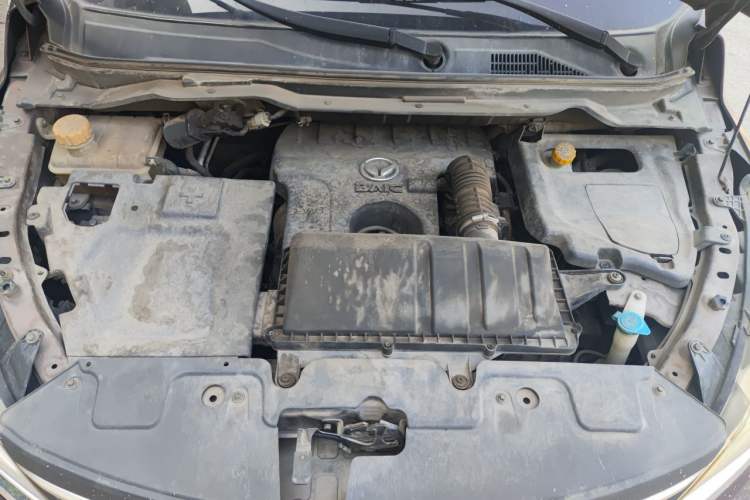 Used HYOSOW H3 2015 1.5L manual luxury version Engine Bay