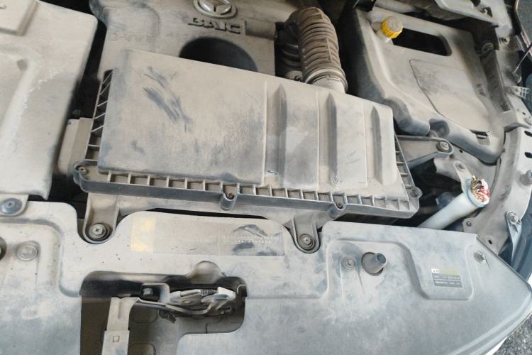 Used HYOSOW H3 2015 1.5L manual Comfort trim level Engine Bay Left