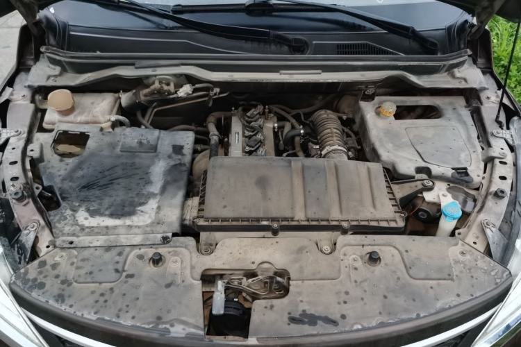 Used HYOSOW H3 2015 1.5L manual luxury version Engine Bay