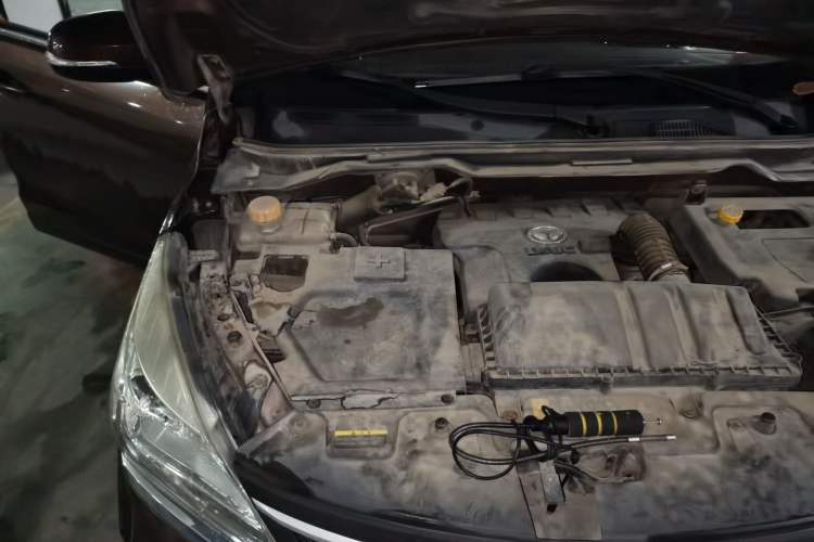 Used HYOSOW H3 2015 1.5L manual luxury version Engine Bay Right