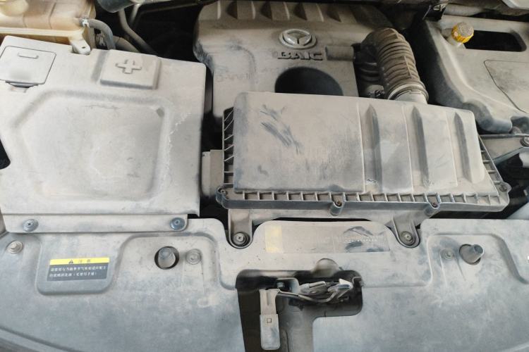 Used HYOSOW H3 2015 1.5L manual Comfort trim level Engine Bay