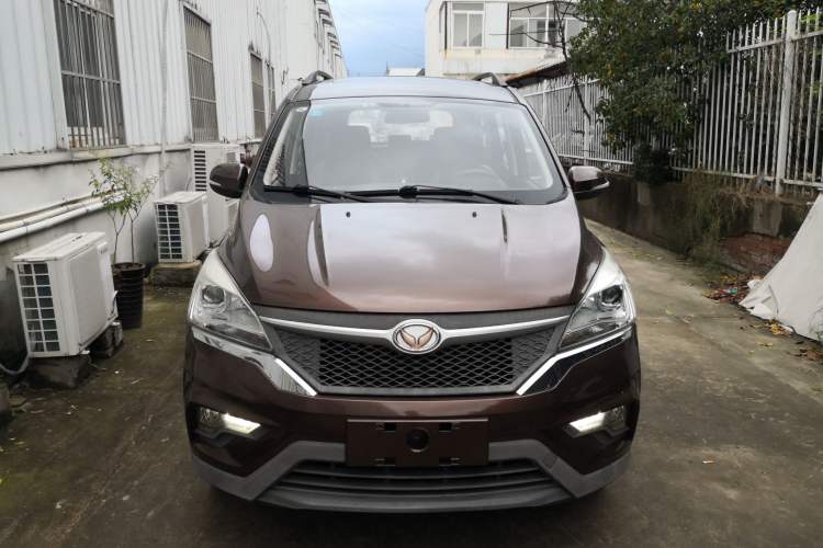 Used HYOSOW H3 2015 1.5L manual Comfort trim level Exterior 1