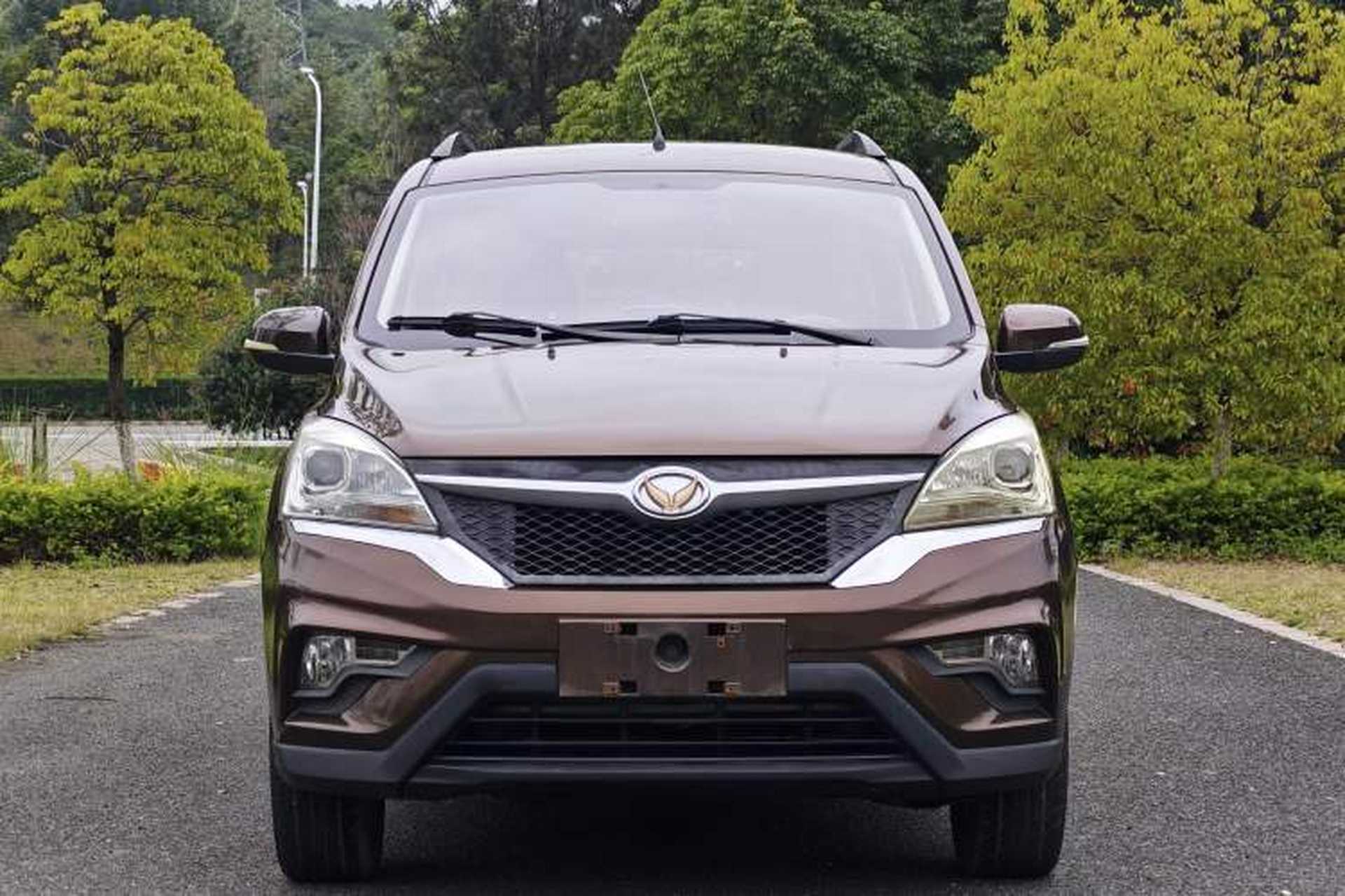 Used HYOSOW H3 2015 1.5L manual Comfort trim level Exterior 2