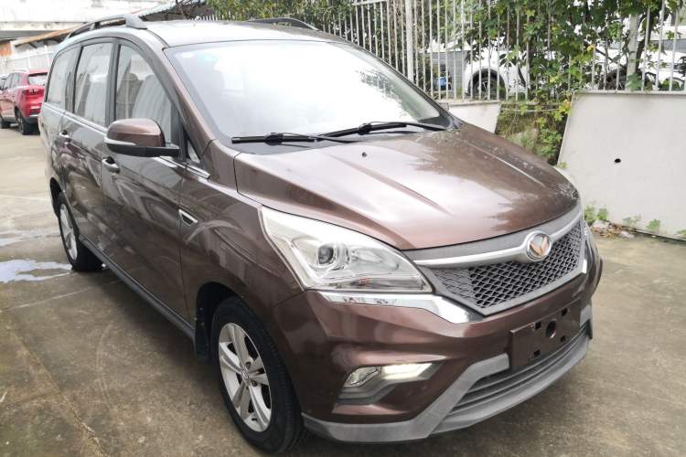 Used HYOSOW H3 2015 1.5L manual Comfort trim level Exterior 2