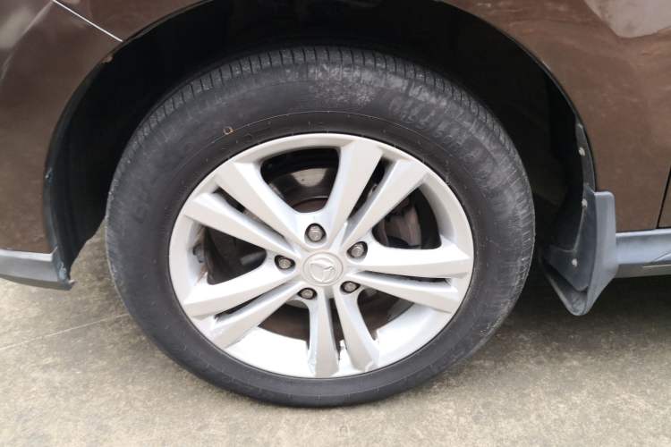 Used HYOSOW H3 2015 1.5L manual Comfort trim level Exterior 7