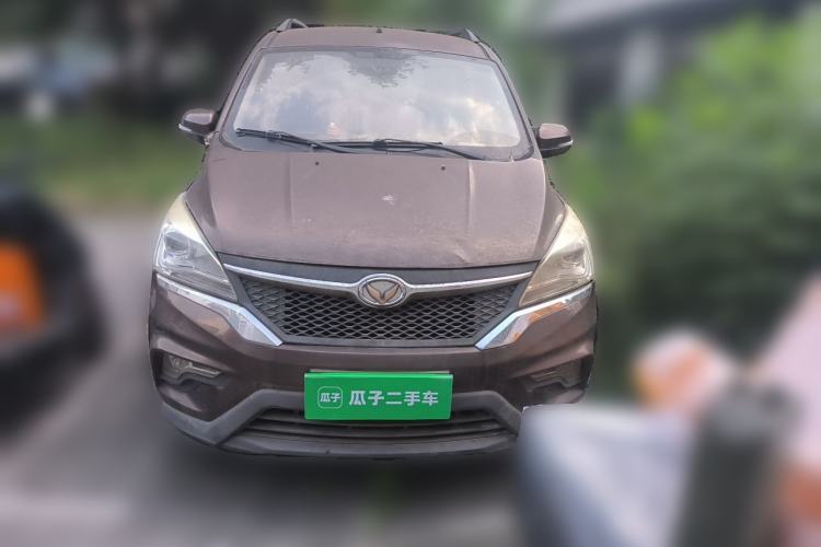 Used HYOSOW H3 2015 1.5L manual Comfort trim level Front