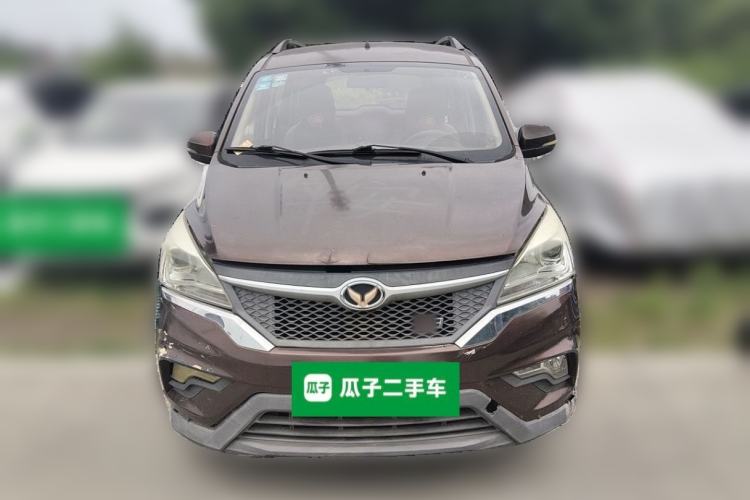 Used HYOSOW H3 2015 1.5L manual Comfort trim level Front
