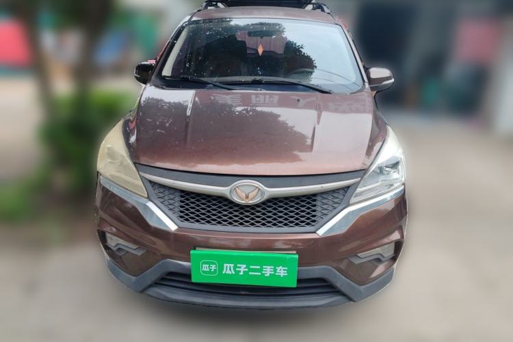 Used HYOSOW H3 2015 1.5L manual luxury version Front