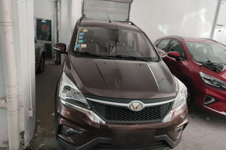 Used HYOSOW H3 2015 1.5L manual Comfort trim level Front