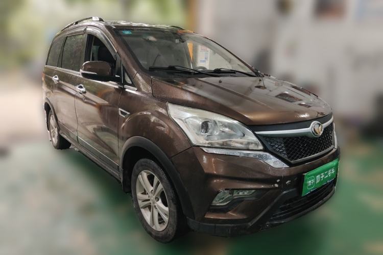 Used HYOSOW H3 2015 1.5L manual luxury version Front Right 45 Deg