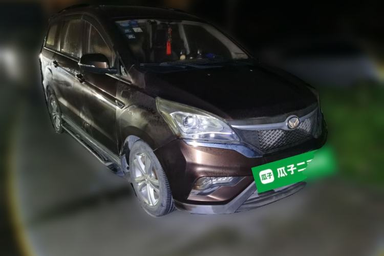 Used HYOSOW H3 2015 1.5L manual luxury version Front Right 45 Deg
