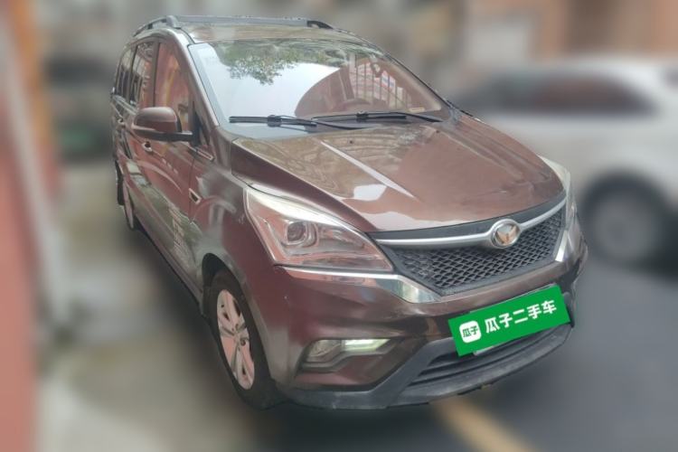 Used HYOSOW H3 2015 1.5L manual luxury version Front Right 45 Deg